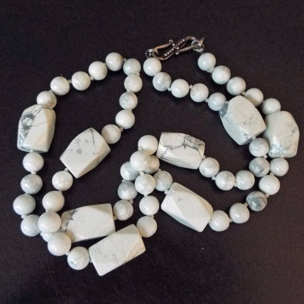 WHITE BUFFALO TURQUOISE RHOMBUS & ROUND SHAPED BEADS STERLING "S" CLASP 45